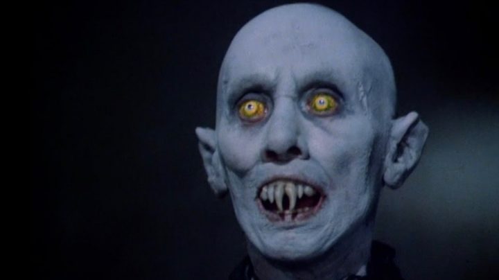 《撒冷镇》：史蒂芬·金的吸血鬼新作，华纳兄弟为何迟迟不上映？插图